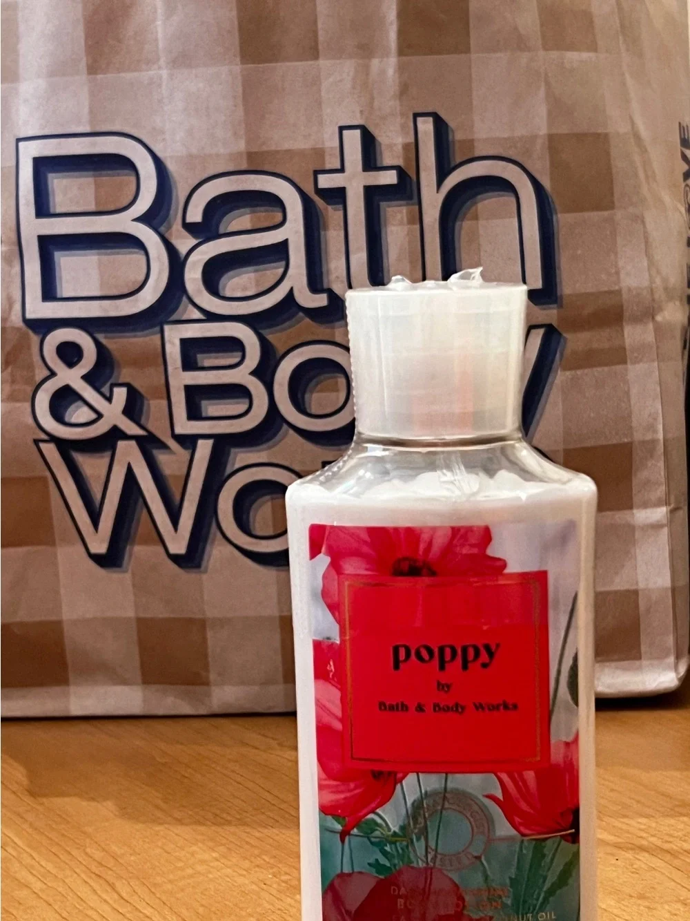 Bath & Body Works lightweight body
